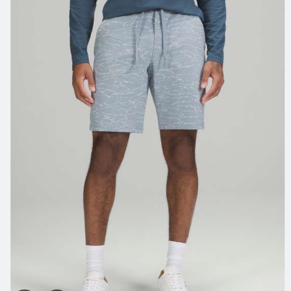 lululemon athletica Men's Light Blue Heather Athletic Shorts